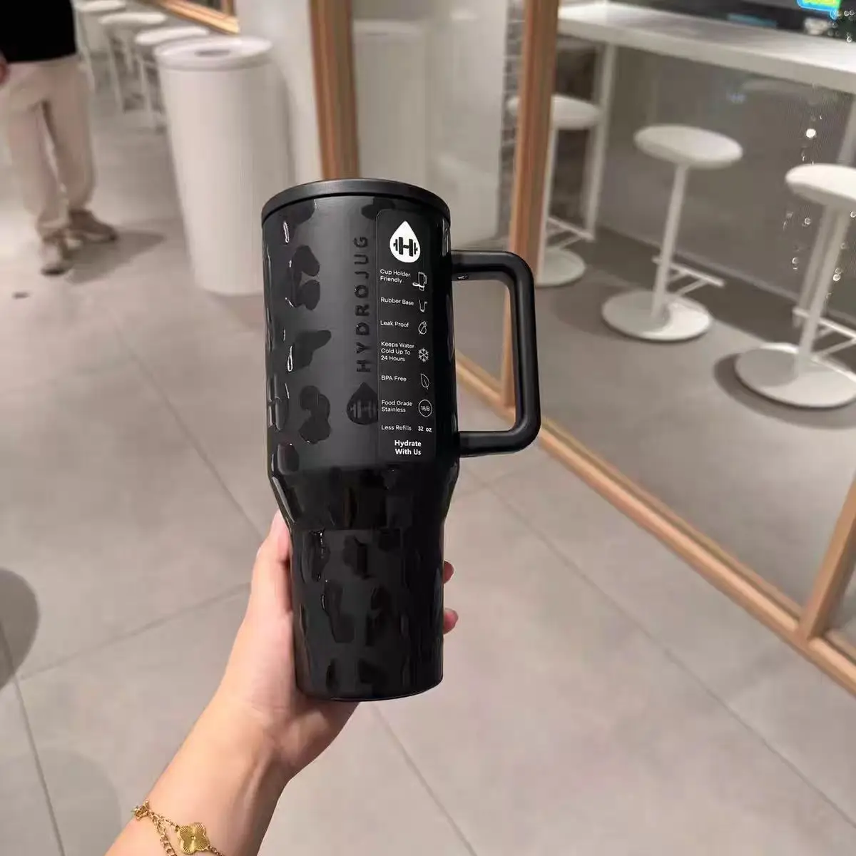 Vaso HydroJug con asa y pajita Portavasos de 32 onzas y 960 ml Compatible para viajes | Taza de coche de acero inoxidable aislada