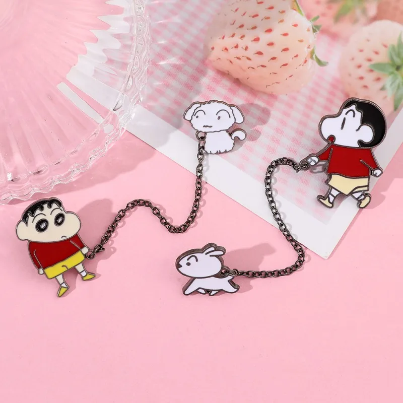 Crayon shin-chan bonito pino dos desenhos animados anime broche moda pinos saco corrente pingente decorações acessórios meninos meninas presentes de aniversário