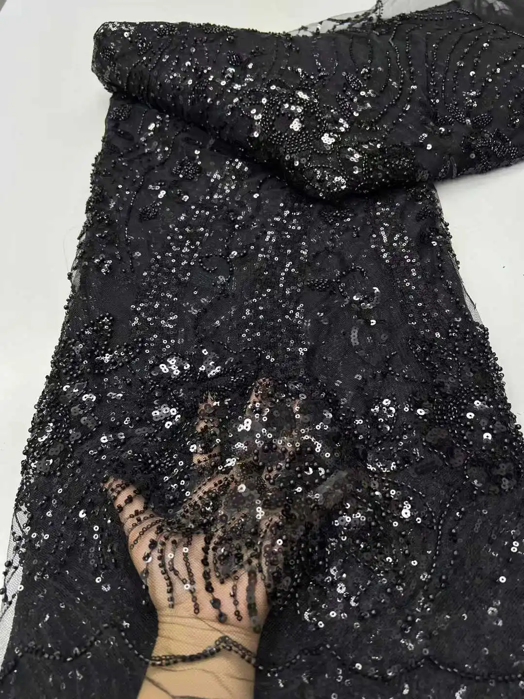 

2025 Fashion Beaded Embroidery Printing Lace Fabric Nigerian Wedding Dresses Women Sequins Flower beaded Lace Fabric