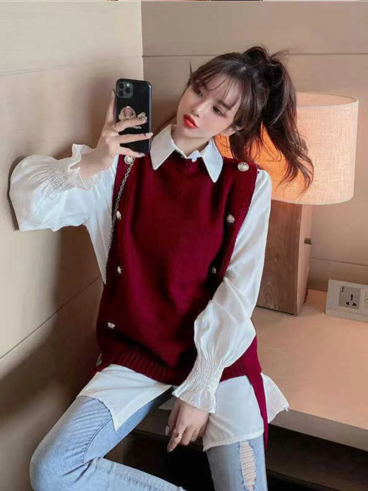 Fashionable Shirt And Vest Set Women's Spring  New Style Black White Age-Defying Top Trendy Shirt Ensemble Commute Style