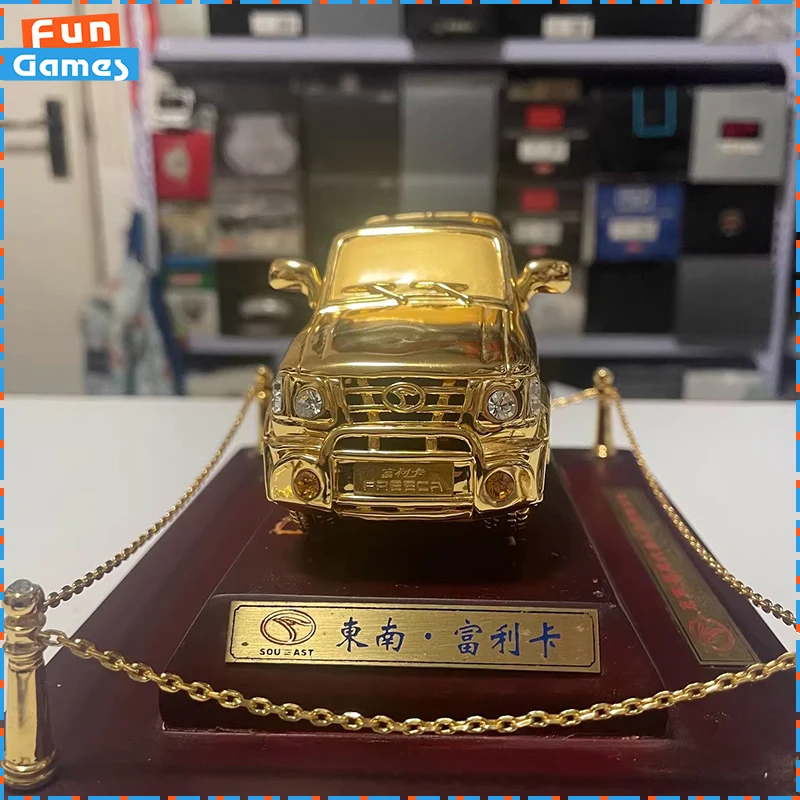 

Soueast 1:43 Freeca Leisure RV: Коллекционная модель из литого сплава, высокодетализированная статическая модель для демонстрации на рабочем столе, подарок для любителей автомоделей