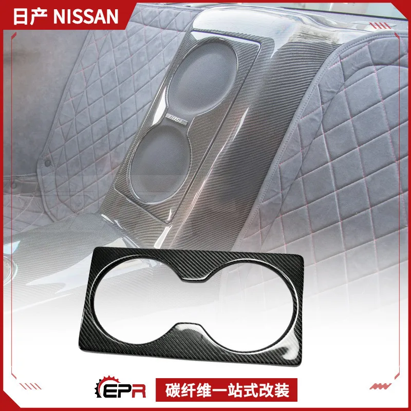 

Подходит для салона из углеродного волокна Nissan GTR, задней аудиокрышки, крышки динамика R35, наклейки на динамик на заднее сиденье