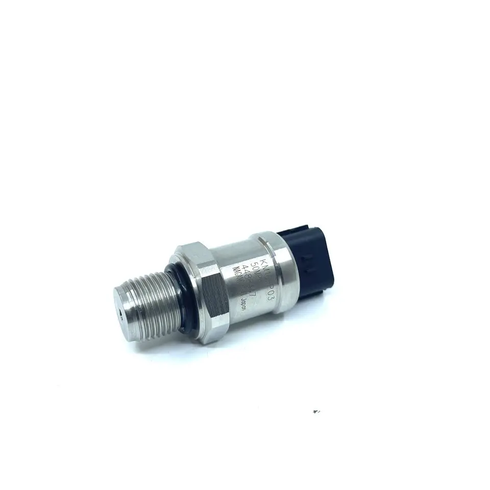 Excavator Electric Parts KM16 High Pressure Sensor KM16-P03 6Y13841-50mp for Sumitomo Excavator Sh200