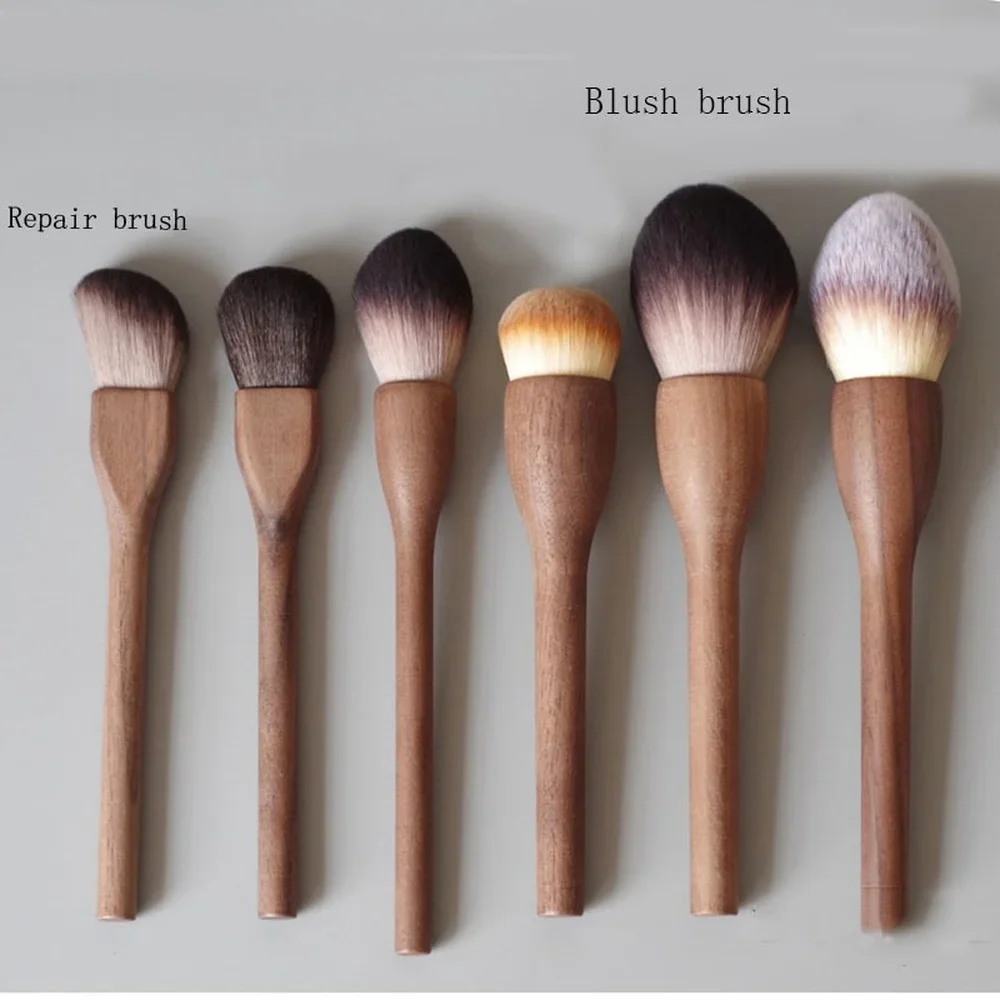 Makeup Brush Wood HandleHigh Quality Loose Powder Blush Foundation Brush Super Soft Large Retro Powder Brushes makeup tools1Pcs