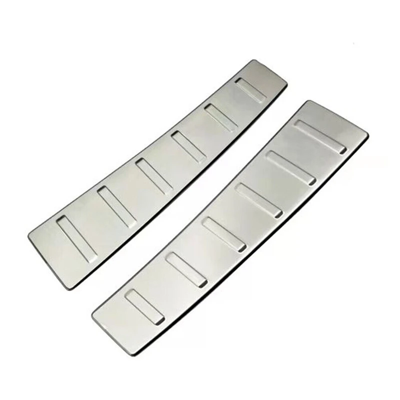 Stainless Steel Rear Bumper Guard Plate Cover Trim for Mitsubishi Outlander 2022 2023 Trunk Inner Guard Protector Silver/Black view 5