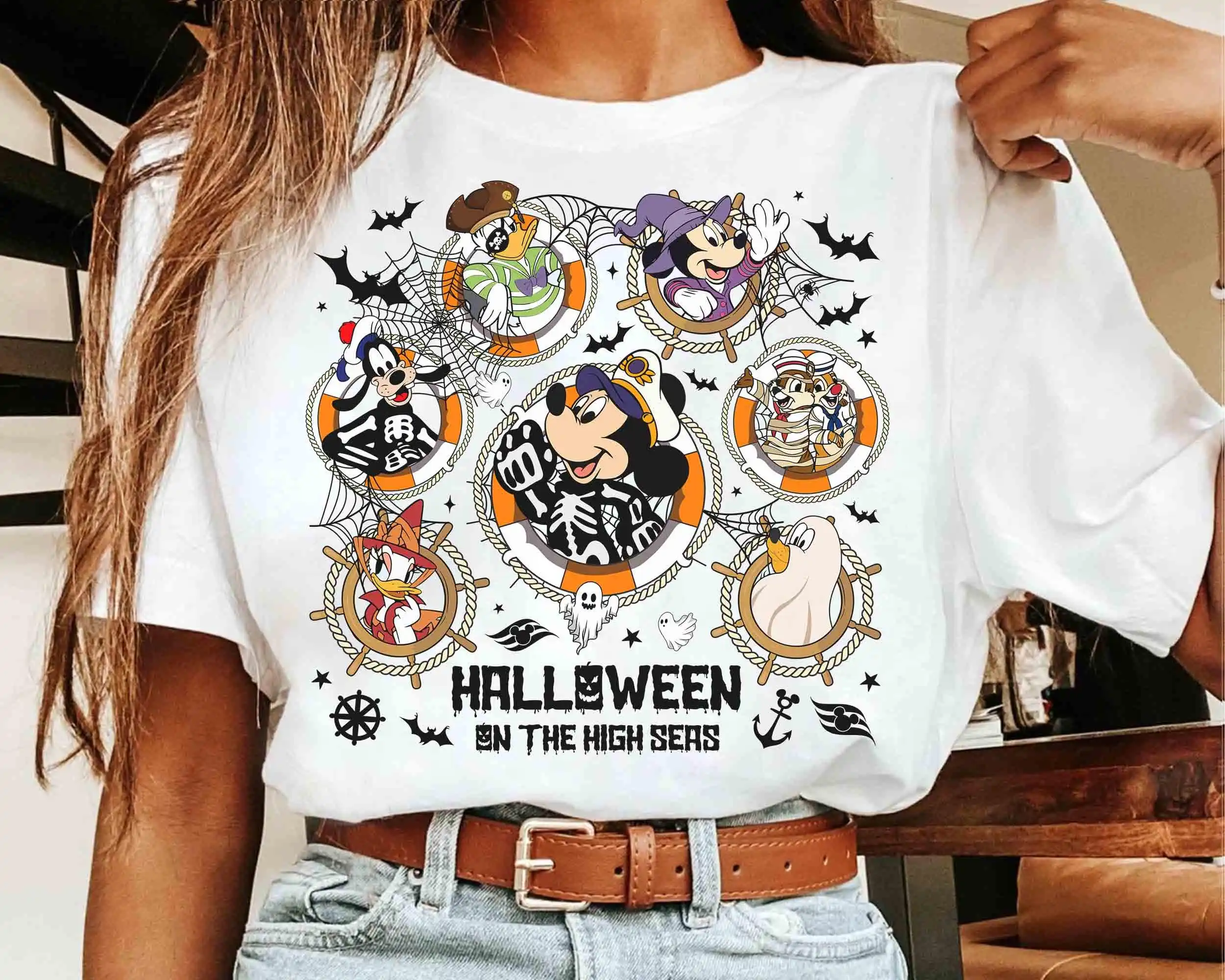 

Милая футболка с Микки и друзьями на Хэллоуин по морам, одинаковая футболка Disney Wish Fantasy Magic Wonder 2025
