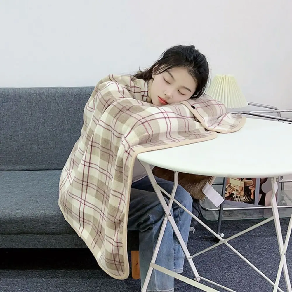 

140*100 см утепленное фланелевое одеяло в стиле ретро, шаль в тепловую полоску, теплая шаль, плащ, носимый шарф, женский шарф для спальни