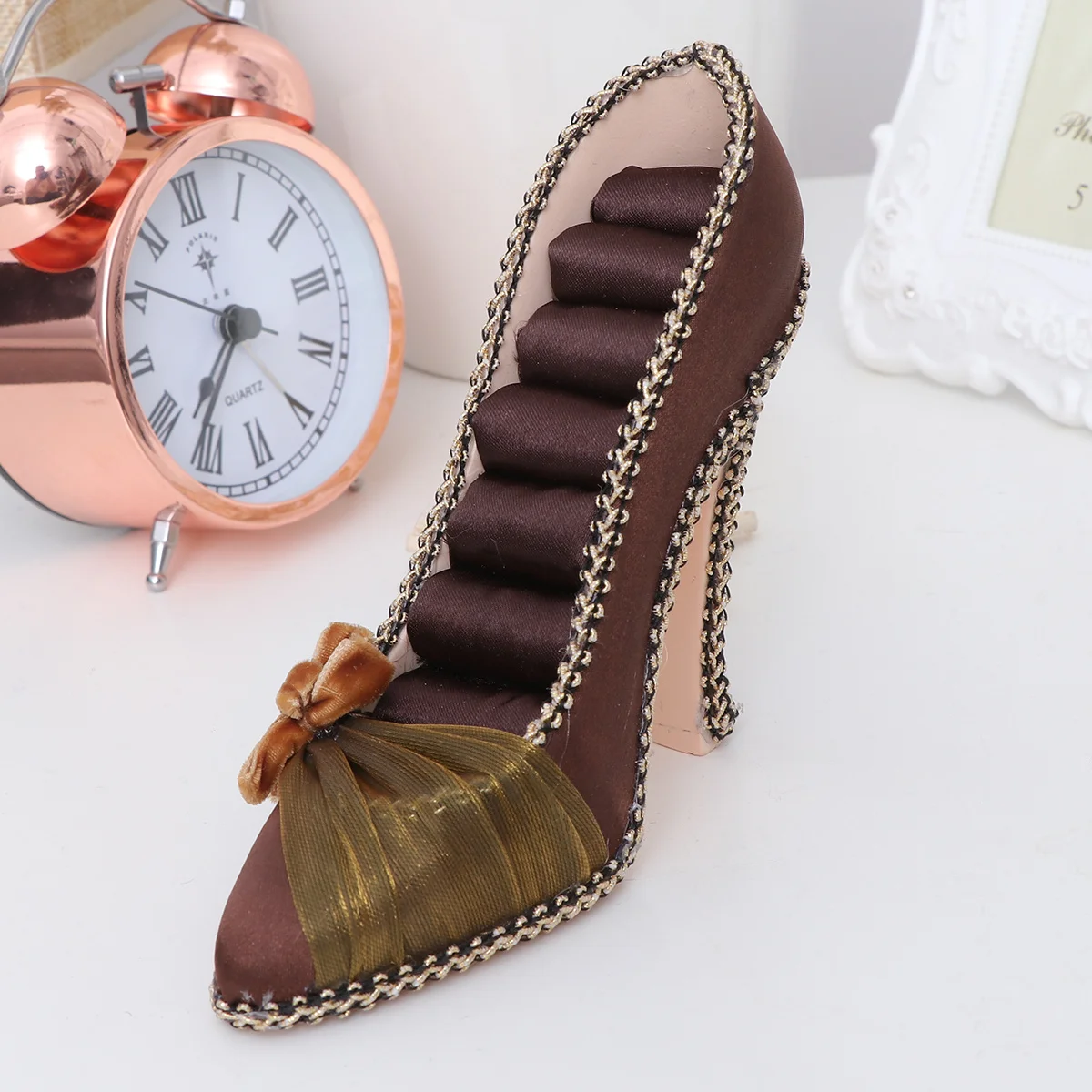 

High Heeled Shoes Shaped Jewelry Display Stand Dark Brown Ring Ear Stud Organizer Storage Rack Creative