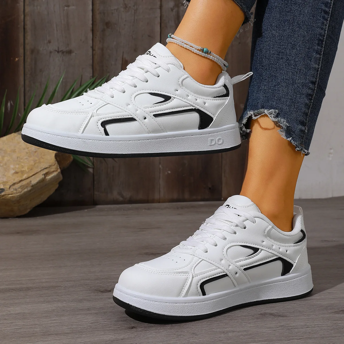 2026 New White Shoes Thick Soled Sports Shoes for Women, Foreign Trade Plus Size Sports and Leisure Dad Shoes for Women