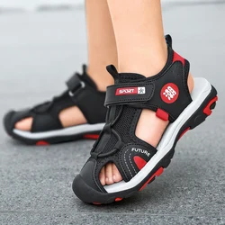 Neuer Stil Sommer Strand Wasser Kinder Sandalen Mode Schuhe im Freien rutsch feste weiche Unterseite Schattierung Leder Jungen bequem