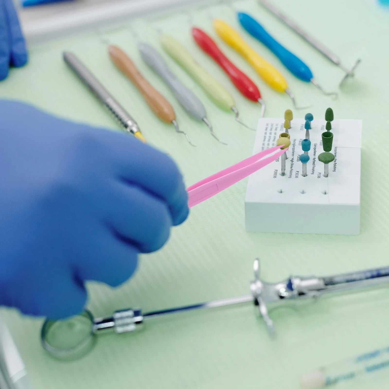 100 قطعة من البلاستيك لاش المشبك الملقط متعدد الاستخدام رمش قضيب الحاجب الملقط حزمة أدوات ماكياج #5