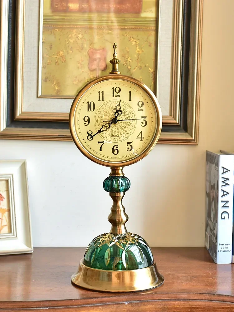 

Retro clock, American style, light luxury, creative home, bedroom, office, wine cabinet, clock decoration, and ornaments