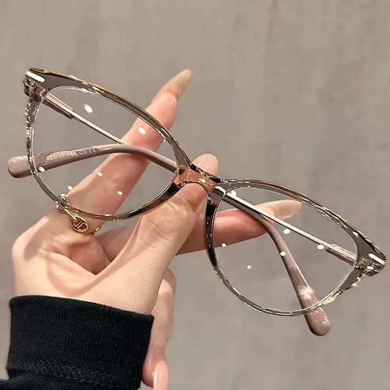 2025 Anti Blauw Licht Cat Eye Metalen Frame Presbyopie Bril High-definition Leesbril voor mensen van middelbare leeftijd en ouderen
