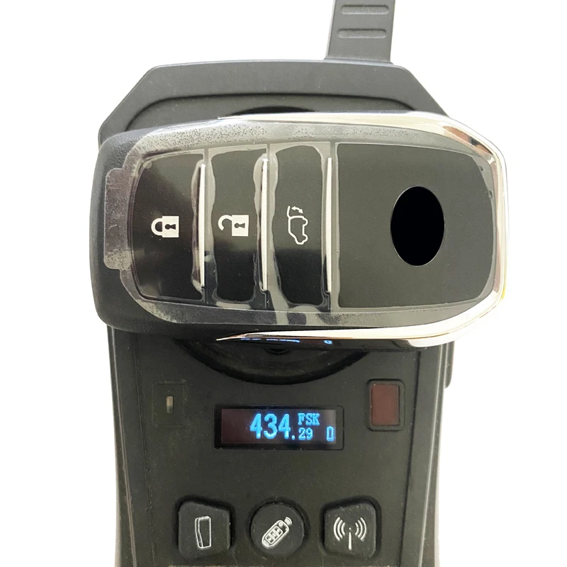 CN007282 car key Fit for Toyota FORTUNER 434MHZ 3 Button Smart Remote key FCC ID :B3U2K2P/0010 BM1EW/0182 Board Number