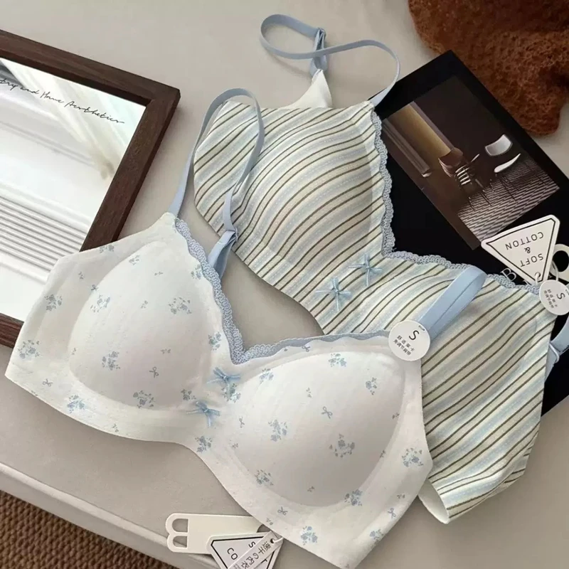 Sexy Seamless Small Breast Push-Up Women's Underwear Without Wires to Shrink Secondary Breasts and Anti-Sagging Back Beautiful B view 6