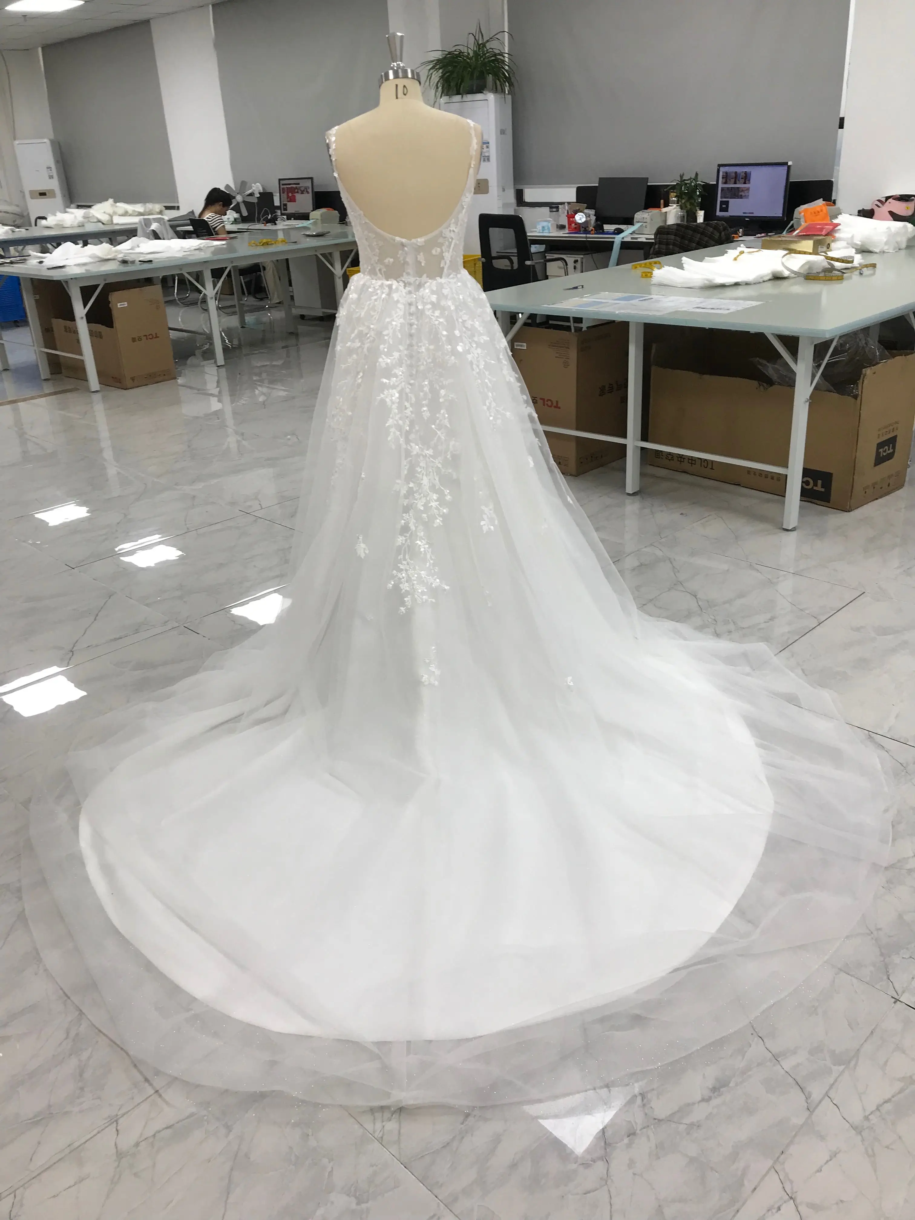 Temperamento personalizado tul A-Line tirantes espagueti apliques vestido de noche Sexy sin mangas sin tirantes vestidos para ocasiones a medida