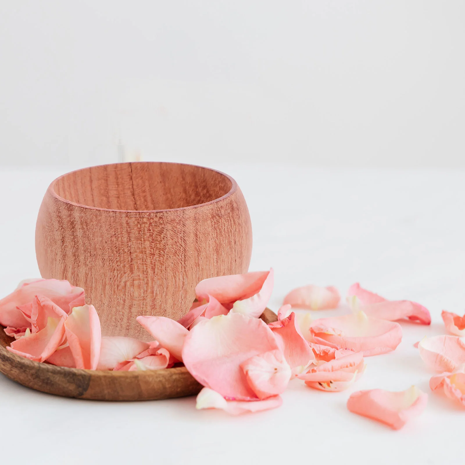 

Essential Oil Diffuser Wood Diffuse Adornment for Home Car Use Non Fire Therapy Cream Scent Decor Wooden Diffuser