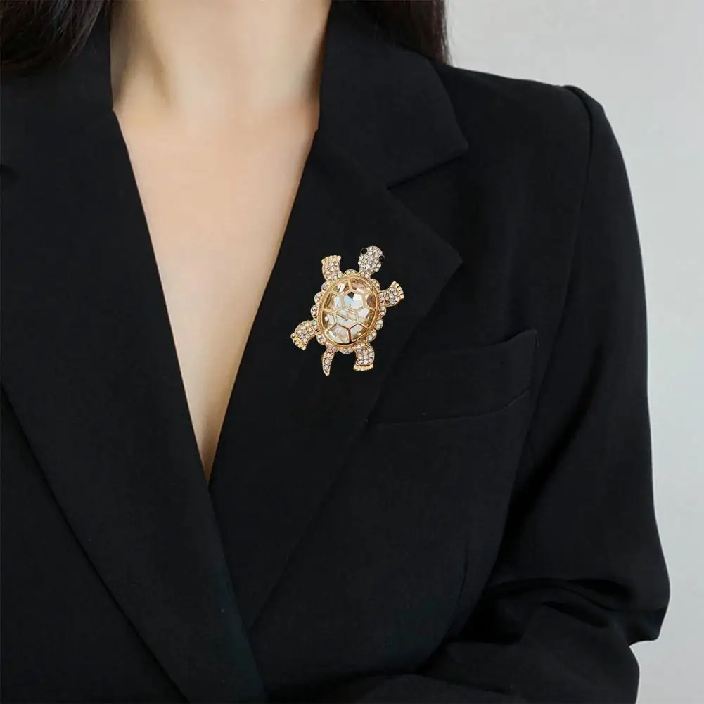 Collar Brooch Faux Turtle Brooch Elegant Rhinestone Turtle Brooch for Women Anti-slip Pin for Suit Coat Hat Scarf Prom Party