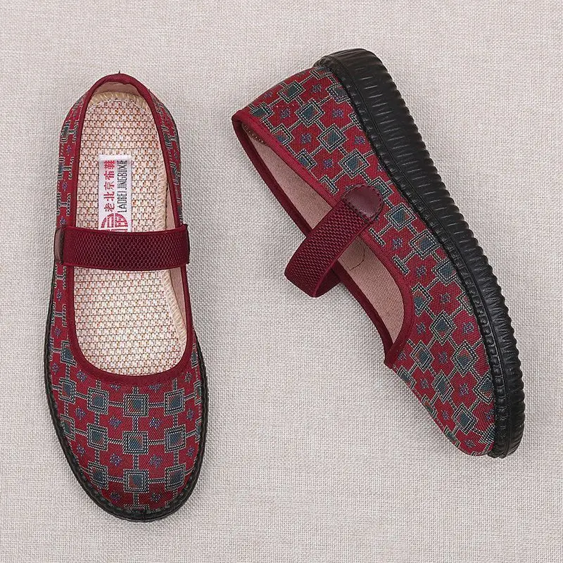 Women's Mary Jane Old Beijing Cloth Shoes Soft Non-slip Flat Walking Shoes Breathable Casual Elderly Mom Shoes