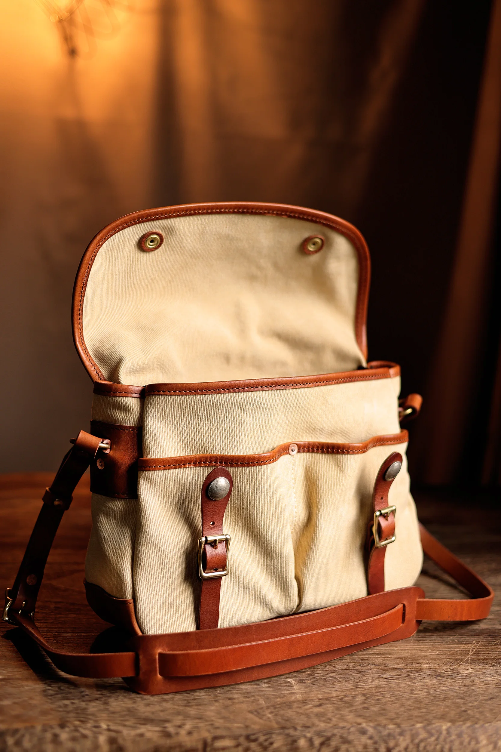 PNDME vintage handmade high quality canvas first layer leather men's messenger bag outdoor travel luxury tablets shoulder bag