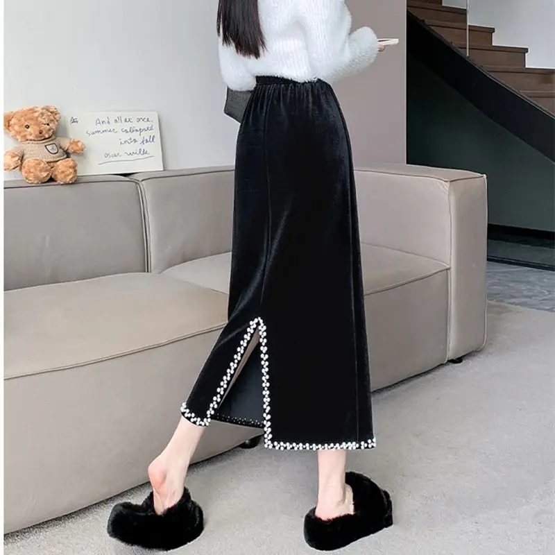 

Split Velvet Beaded Skirt 2025 Autumn and Winter Women's Thick French Hip Skirt in The Long Vertical Straight Skirt
