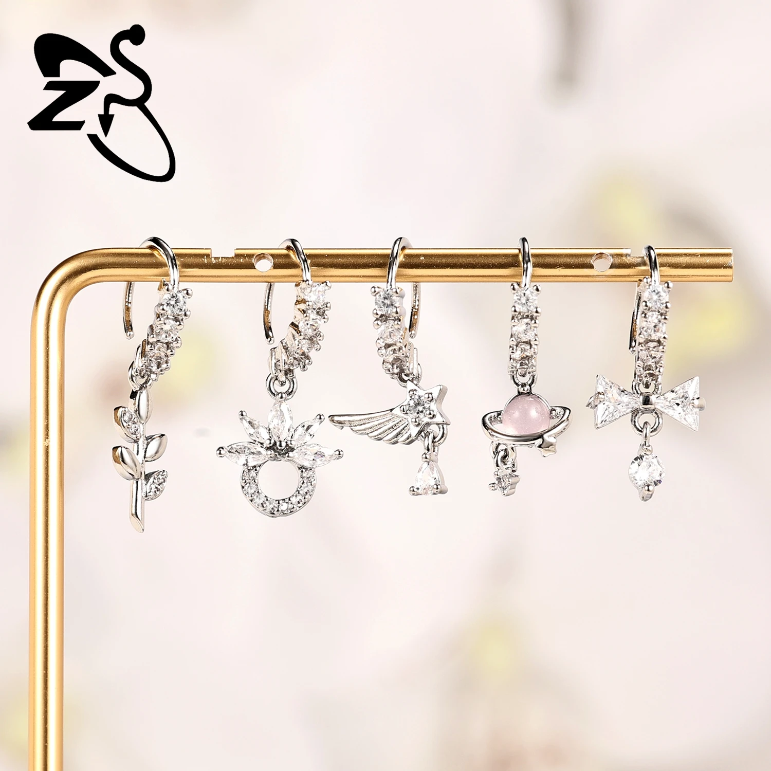 ZS 1 Piece 20G Trendy Hoop Nose Rings Women Moon Star Flower Pendant Septum Piercing Ear Helix Cartilage Piercings Jewelry 8MM