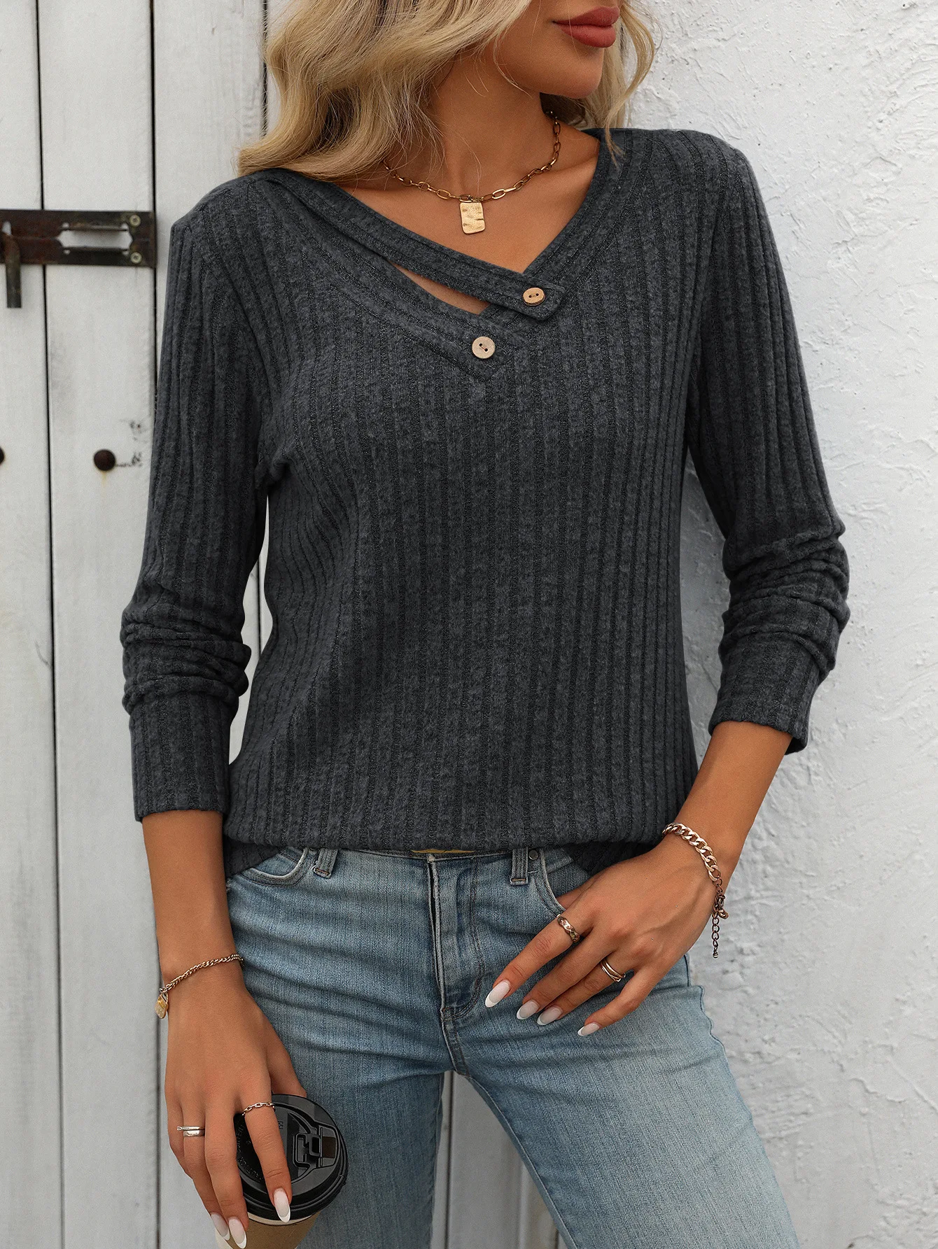 Spring and Autumn Women's Long-sleeved T-shirts Pit Strips V-neck Button Pullover Tops Fashion Simple Casual Basic Tees