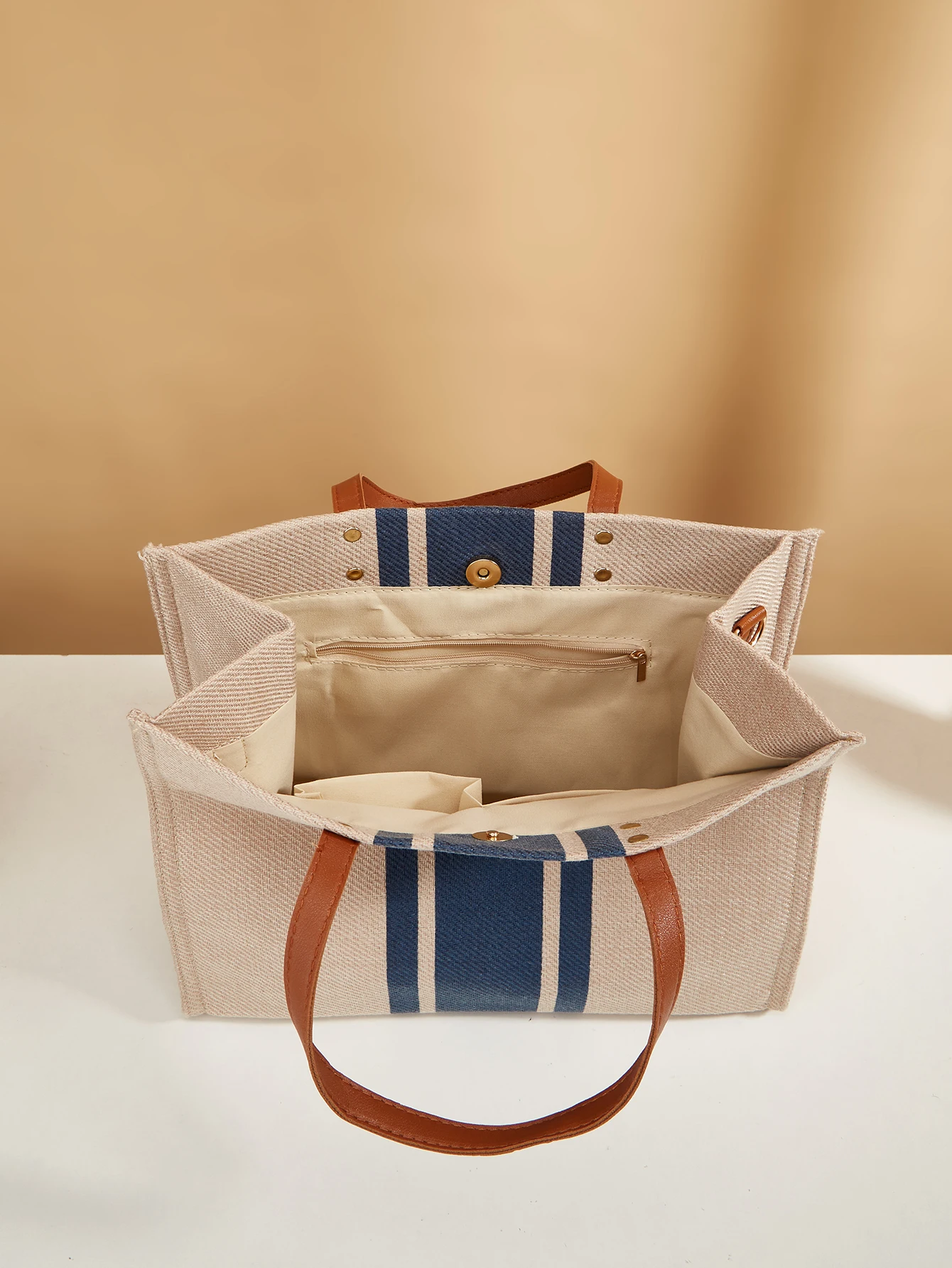 Thumbnail 4 - #9 Compare Bucket Bags Before You Buy