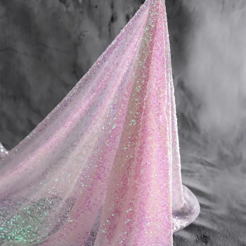 

1-ярдовая градиентная розовая маленькая круглая блестящая ткань в виде рыбьей чешуи Дизайнерская градиентная переливающаяся кружевная свадебная сетчатая ткань для платья