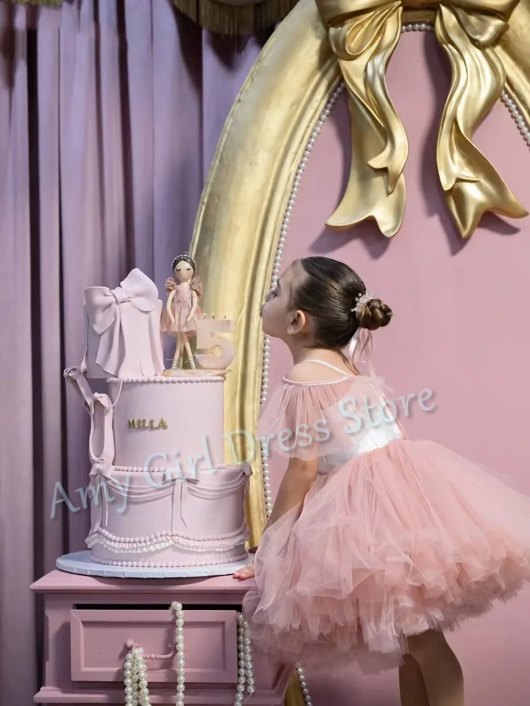 

Customized Pink Flower Girl Dress For Wedding Tulle Knee Length Puffy Lovely Little Girl Birthday Party Pageant Banquet Gown