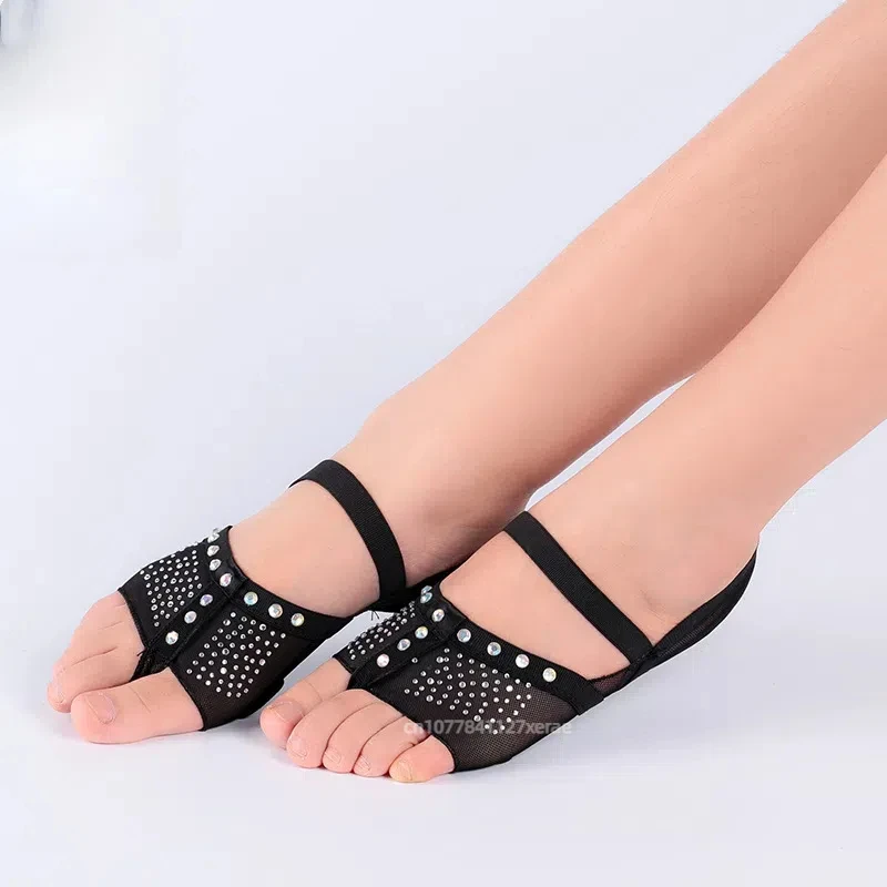 Новые балетные танцевальные кроссовки, балетный чехол на переднюю часть стопы, ремешок с горячими бриллиантами для танца живота, накладки на носок, аксессуары для танцевальных выступлений