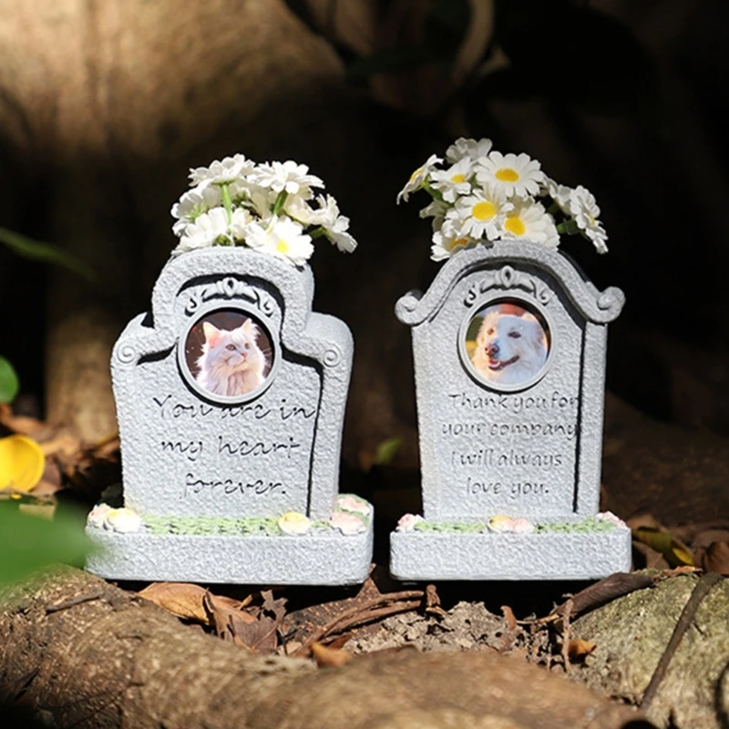 Engraved Pet Memorial Tombstone for Garden Resin Grave Marker for Passed Animals Cats Dog Loss Gravestones for Remembrances