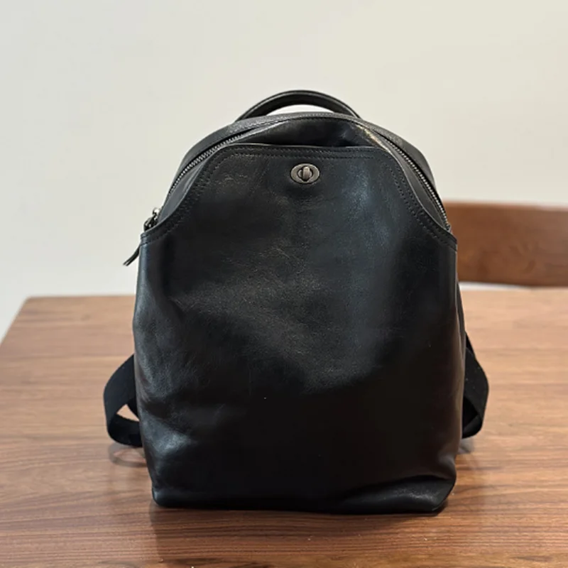 The first layer of cowhide travel backpack large capacity leather fashion backpack soft leather leisure school bag