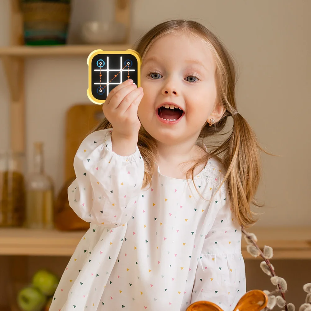 Gioco 3 in 1 TIC-TAC-TOE Bolt Console di gioco puzzle portatile Giochi di viaggio portatili per bambini e adulti Regali di compleanno per tutte le età