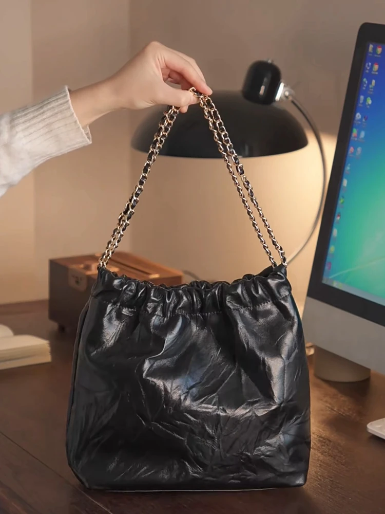 

Black Luxury Chains Genuine Leather Women Bag\Handbag Real Leather Soft Tote Shoulder Commuter Shopping Bucket Bag High Quality