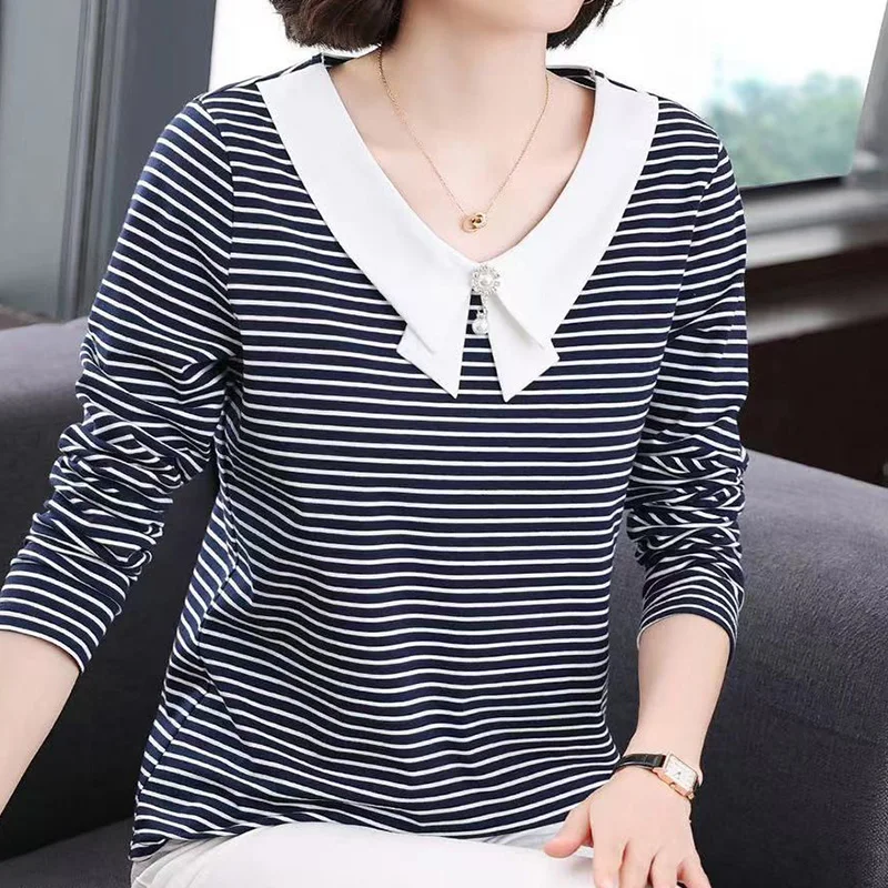 Casual Fashion Solid Striped Printing T-shirt Spring Autumn 2022 Long Sleeve Peter Pan Collar V-Neck Loose Tops Ladies Clothing