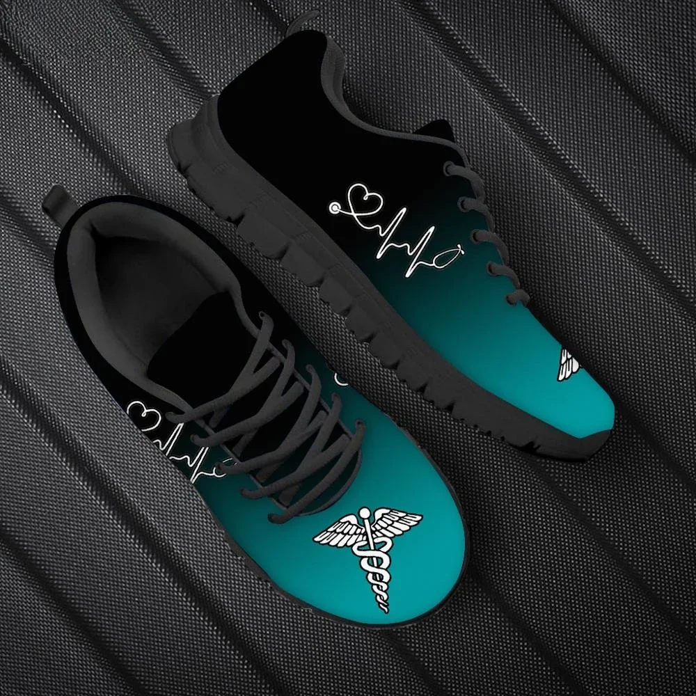 

Выполненные на заказ зеленые, черные градиентные мужские кроссовки с принтом сердцебиения медсестры/стетоскопа на плоской подошве, повседневная мужская обувь на шнуровке, брендовая дизайнерская обувь