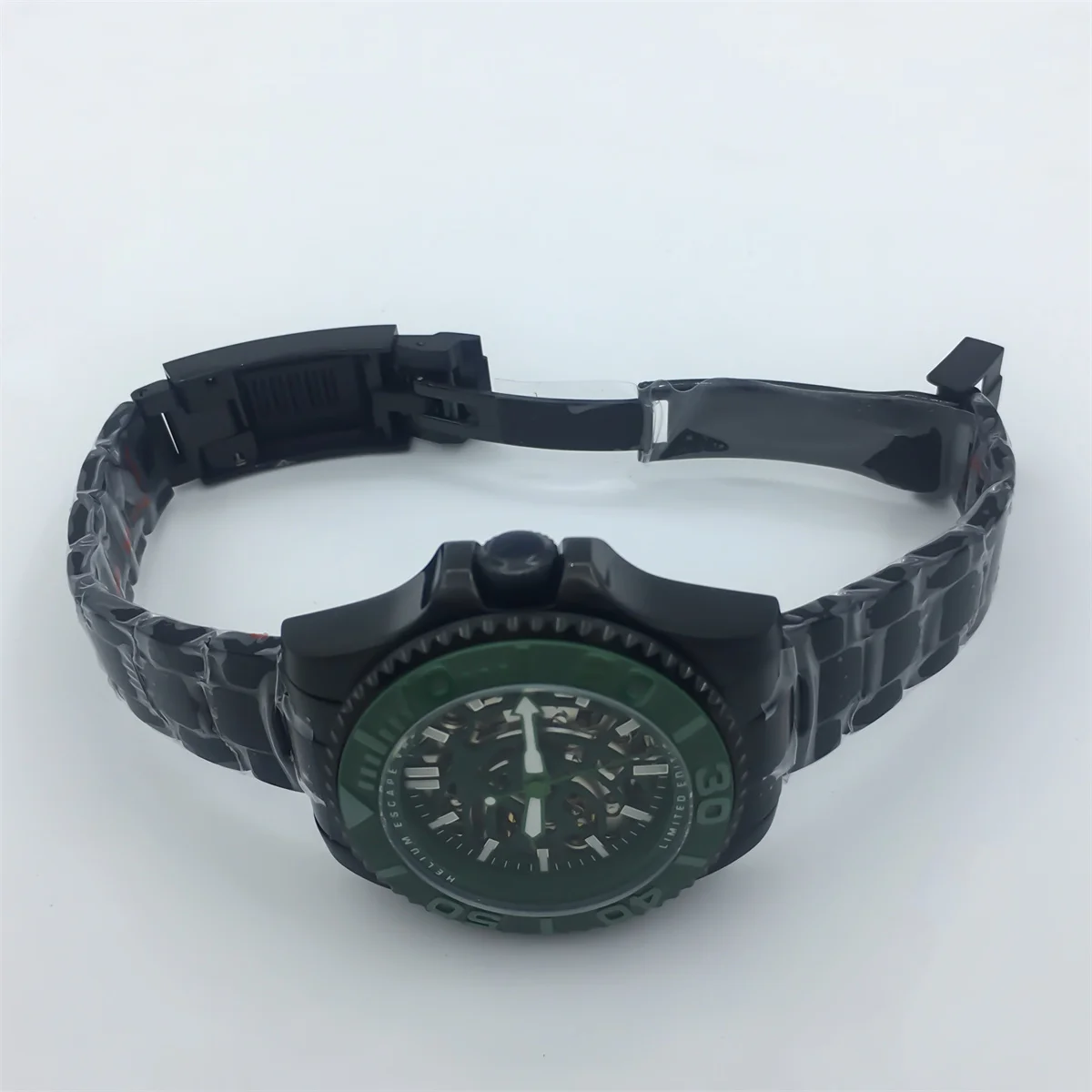 メンズブラックウォッチ,発光ベゼル,サファイアガラス,nh70ムーブメント,中空スケルトン,ブルー,グリーン,ホワイト,ライトダイヤル,一方向,43mm