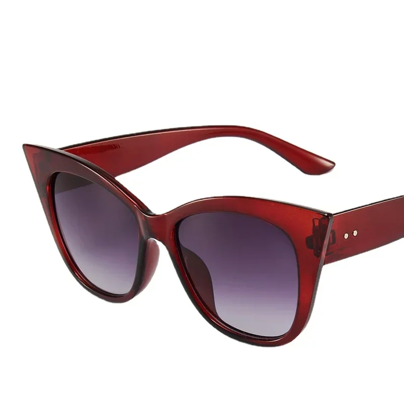 NewWoman Fashion Big Frame Cat Sun Glasses Female Cat Eye Sunglasses Retro Shades UV400 Black White Color Oculos De Sol