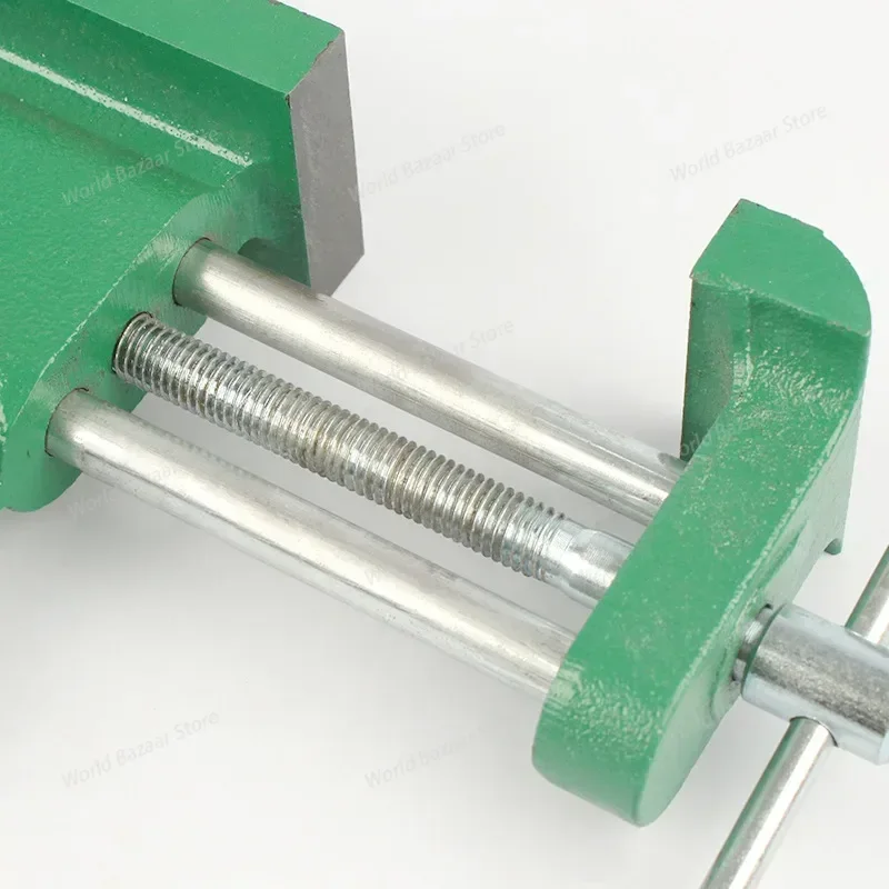 

Small household bench vise with anvil, flat-surface striking parallel vise, Firm and durable multifunctional clamping bench vise