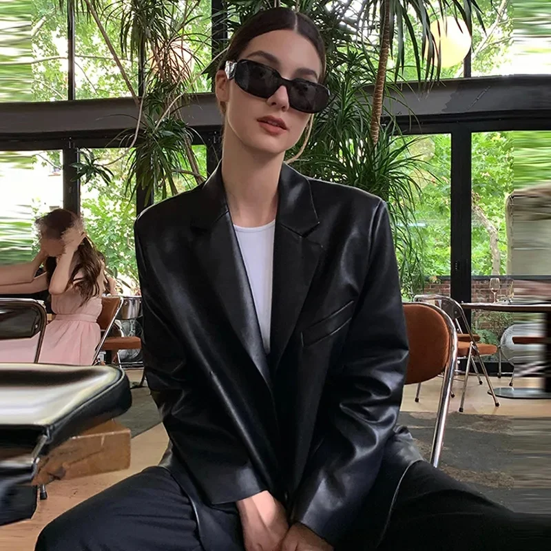 Coreano feminino mangas compridas jaqueta de couro 2025 moda feminina solta couro do plutônio topos outono inverno senhora casual casaco de couro falso