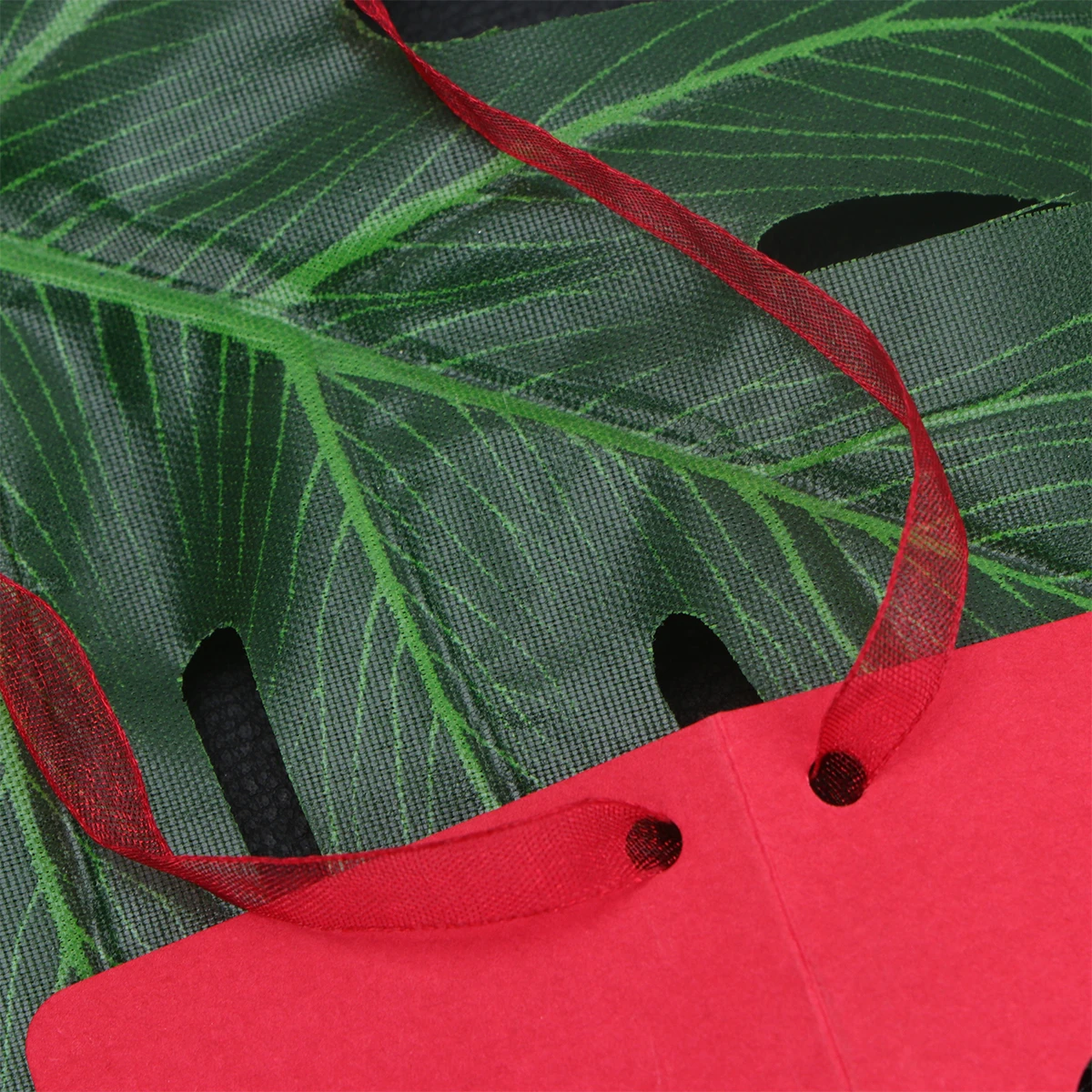 

50pcs Heart Shaped Tags Red Rope Kraft Paper Durable Foldable Wedding Birthday Clothing Price Gift Tags Scrapbooking