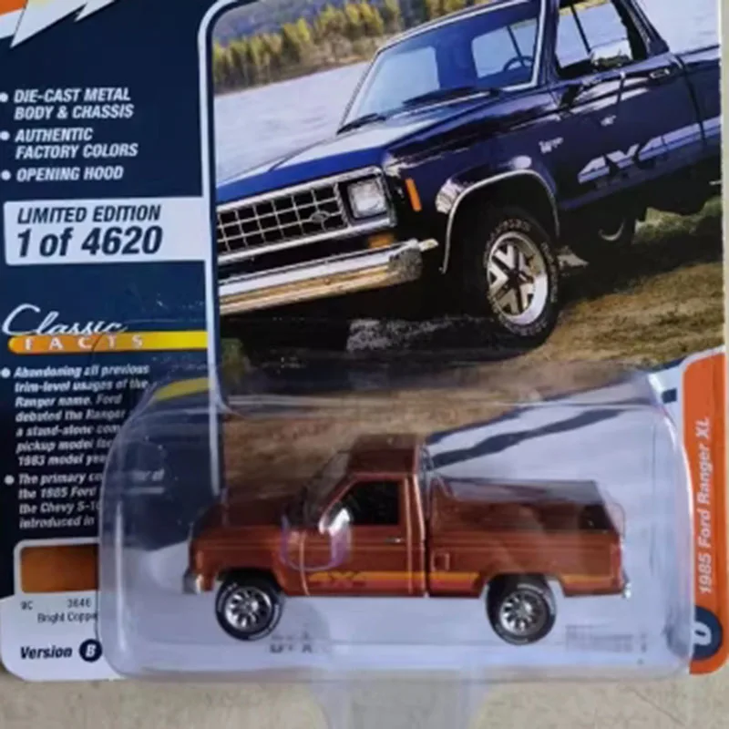 Diecast 1:64 Scale 1985 Ford Ranger XL Pickup Truck Brown Simulation Alloy Car Model Classics Adult Souvenir Gift Static Display