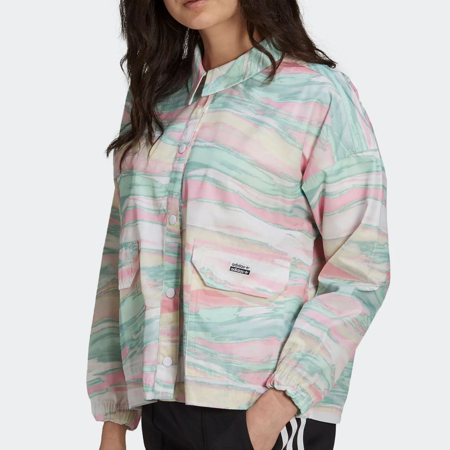 

Adidas genuine Three Stripes New Season Women's Casual Fashion Sportswear Jacket GN4285