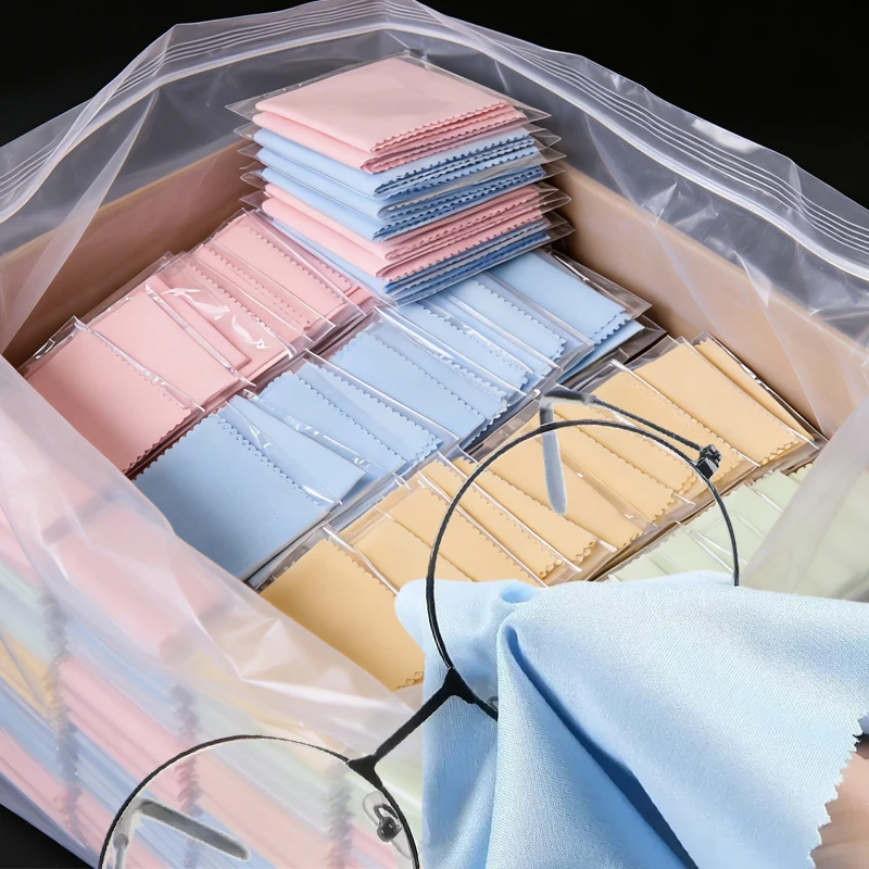 

Салфетка из микрофибры для чистки очков, линз, экранов телефонов