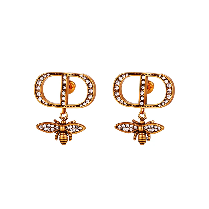 

European and American retro old earrings women's niche light luxury niche high-end stud earrings temperament ear jewelry