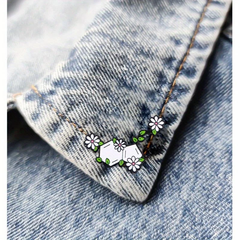 New Scientific Experiment Series Brooch Cartoon Chemistry Beaker Flower Creative Plant Badge Paint Clothing Accessories Pins