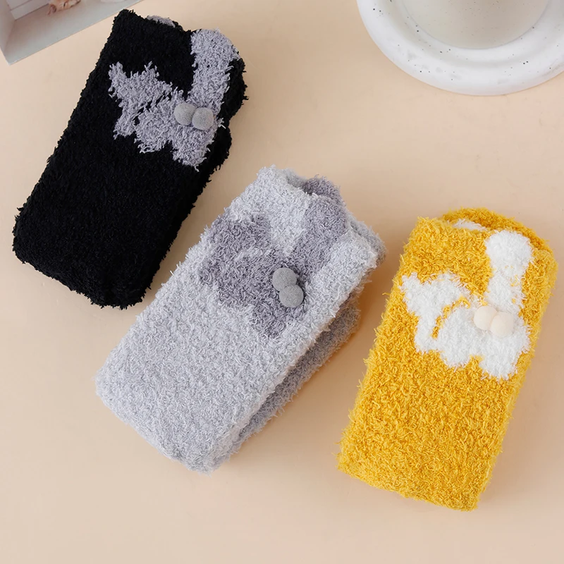 1/3/6 Pairs Random Women Autumn Winter Cute Soft‑Style Cartoon Egg Cat Thick Fleece Warm Coral Fleece Mid‑Calf Socks