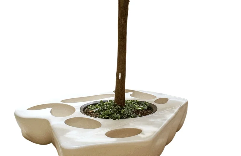 

Tree pool seat, tree landscape, long beautiful leisure chair