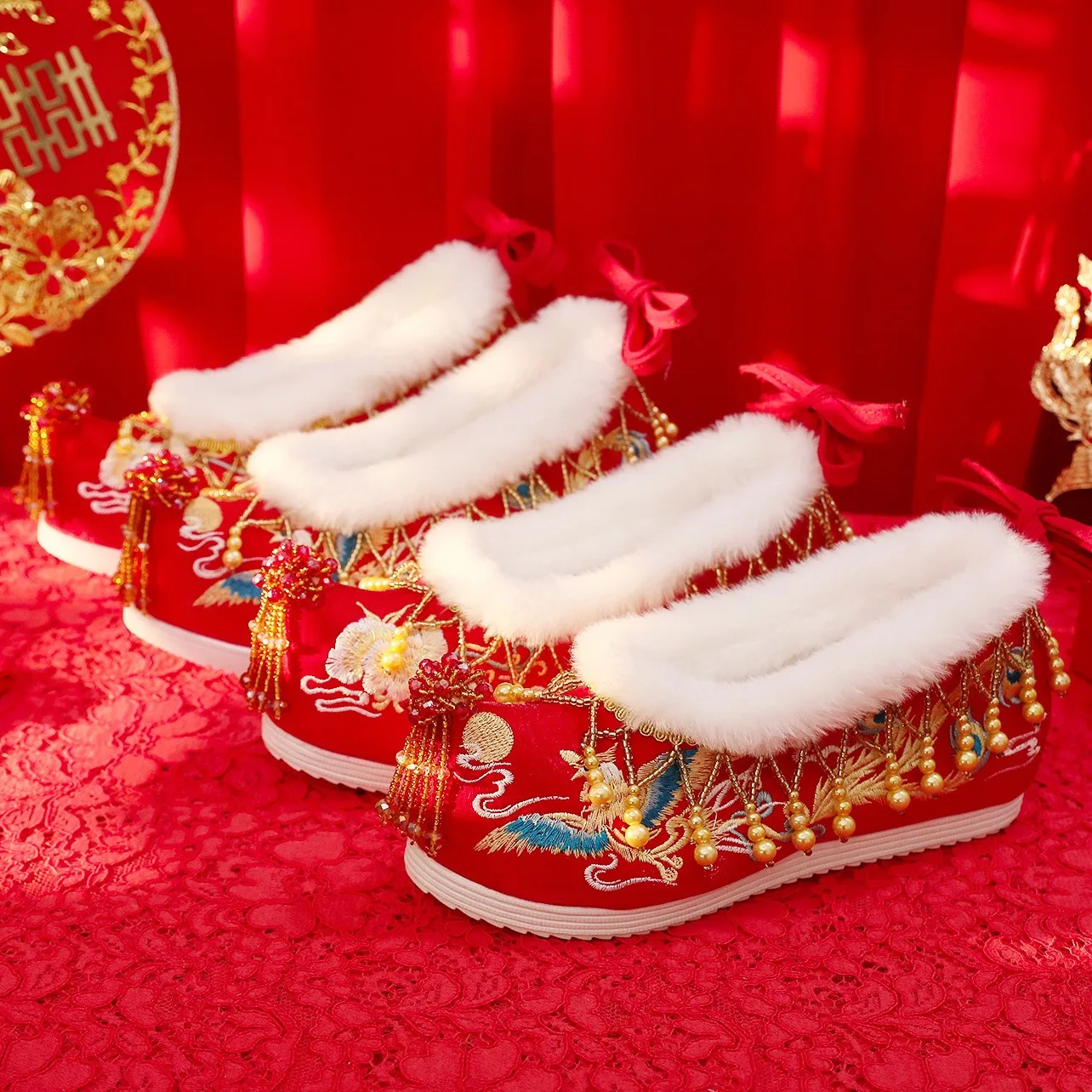 

Fleece-Lined Tassel Han Chinese Clothing Height Increasing Insole Soft Bottom Retro Embroidered Shoes Ancient Wedding with Xiuhe